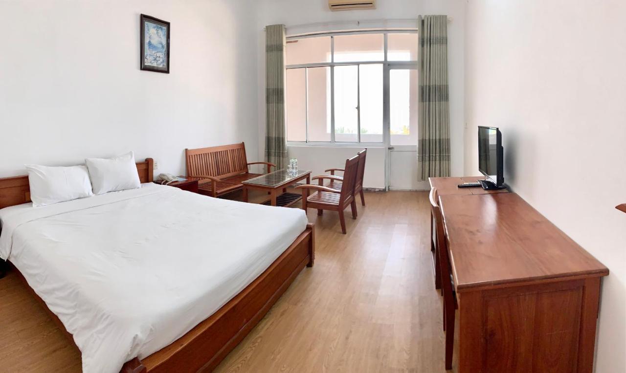 My Khe 2 Da Nang Seafront Hotel Exterior photo